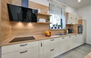 Stunning Home In Vinica Breg - Image 5