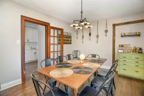 Big Brick Bungalow - Lower Unit - Image 5