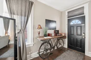 The Chocolate Suite - Walkable and Peaceful - Image 5