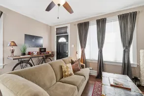 The Chocolate Suite - Walkable and Peaceful - Image 3