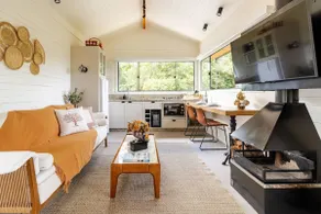 Cabernet Cabin: comfortable and captivating - Image 3
