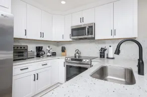 Beachfront-Pet Friendly-Heated Pool Apr to Oct - Image 5