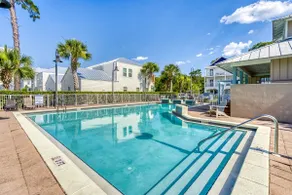 Coastal Chic w Golf Cart, Bikes and Close to Beach - Image 3