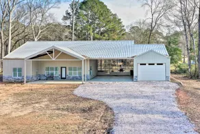 Home w/ Screened Porch - Near Toledo Bend Lake! - Image 2