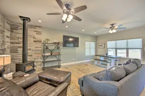 Home w/ Screened Porch - Near Toledo Bend Lake! - Image 3