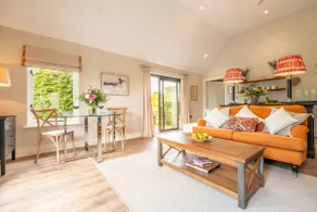 Elegant luxurious cottage - The Dove House - Image 3