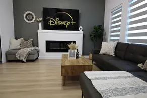 Chic Modern Home|King Bed|Fireplace|Disney+ - Image 3