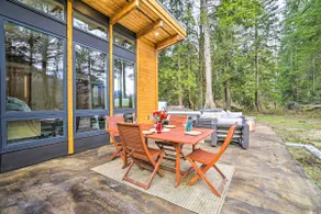 Heated Swim Spa! 15-Acre Cabin on Skykomish River - Image 2