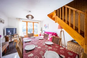 Apartment for 8 people in Genos Close to lake Wifi - Image 2