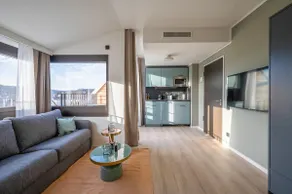 Stuttgart Elsenhanstr | One-bedroom Suite +Balcony - Image 4