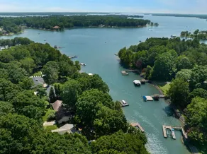 Queens Cove w/Heated Pool & Optional Boat Rental - Image 4