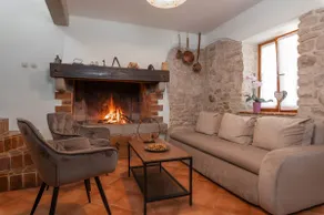 Casa Ivanovac with pool and large front yard - Image 3