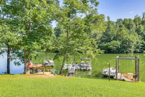 Modern Tims Ford Lake Home w/ Private Dock & Pool! - Image 2