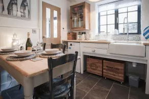 The Old Spa - 2 Bedroom Cottage - Pleasant Valley - Image 2