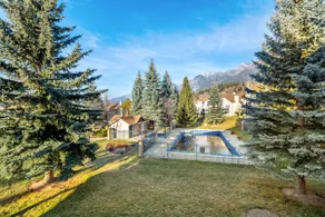 Rustic Ridge | Hot Tub | Home Theatre | Fireplace - Image 4