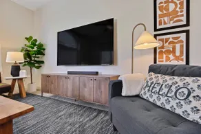Stylish 3BR2BA Home near Park - Image 4