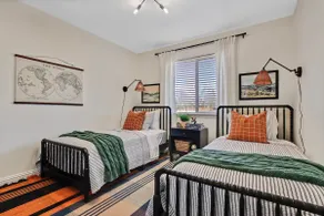 Stylish 3BR2BA Home near Park - Image 5