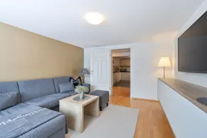 Old Hunting Lodge Vacation Rental Sophia - Image 3