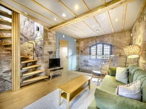 Luxury Historic Apartment - Image 3