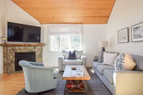 Hot Tub, Game Room, Large Private Yard! - Image 3