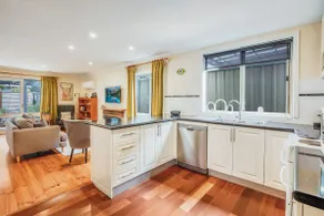 Our Place on Mountbatten - Image 4