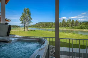 Dog Friendly | Private Hot Tub | Marina + Beach - Image 4
