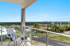 Mingara 4 - Front-Row Seats to Yambas Sunsets - Holiday Yamba - Image 4