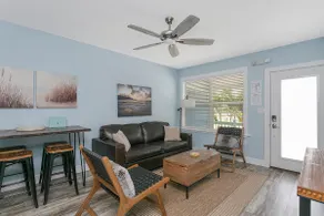 209 Turtle | King Bed | 250 steps to the sand! - Image 4