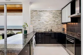 Seascape | Vacation Mode | 2 Bed Ocean View w BBQ - Image 3