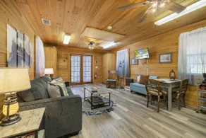 Cedar Hill Depot: Historic charmer 3 blocks from the Gulf - Image 3