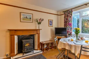 Finest Retreats - Glebe Cottage - Image 4