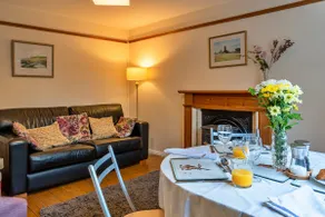 Finest Retreats - Glebe Cottage - Image 3