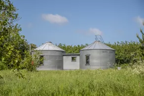 Extraordinarily converted grain stores - The Silos - Image 5