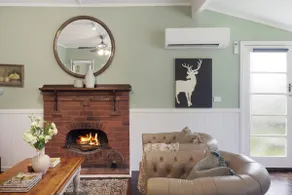 Cosy Family Farm Stay - Daily Animal Feeding - Image 3