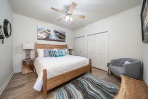 Natalie's Nook, Lake Hideaway near Downtown Fun! - Image 3