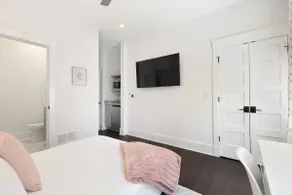 The Cooper Suite at 697 King - Image 2