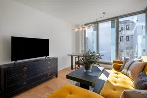 2 Bedrooms 2 Bathrooms - Plaza España - Image 3