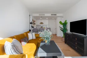 2 Bedrooms 2 Bathrooms - Plaza España - Image 2