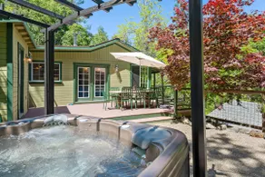 Caz-A-Verde - Creek Access, Hot Tub, Dog Friendly - Image 4