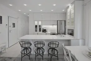 Belva Blue Glyfada Modern 2BR Walk to Ctr & Beach - Image 2