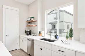 Sunny, modern home to work & play near Olde Town - Image 3