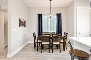 Sunny, modern home to work & play near Olde Town - Image 4