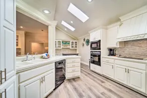 Lubbock Home w/ Patio ~ 6 Mi to Texas Tech! - Image 3