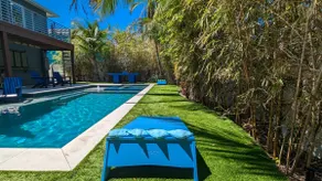 Deja Blu - 1 Block to Beach! Tropical Oasis, Poolside Lounge, Pool & Spa by Anna Maria Life - Image 5