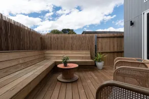 Home sweet home with secure parking - Image 5