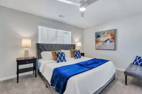 Home Sweet Home w/King Bed - Image 4