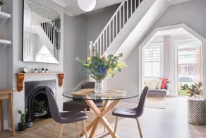 3 Bed Terrace, 3 levels, great location & Parking - Image 3