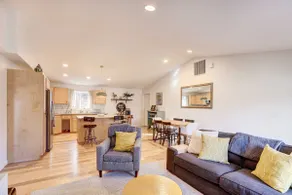Pet-Friendly Bend Rental, Walk to Galveston Ave! - Image 5