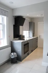 Courtyard Apartment with private bathroom - Image 2