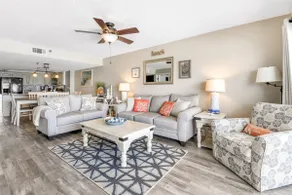 Oceanfront Seagate 3/2 with Coastal Charm! - Image 4
